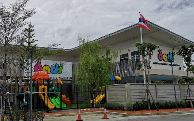 โรงเรียน Dadi kindergarten ราชพฤกษ์ เสาไฟเบอร์กล๊าส 9 เมตร